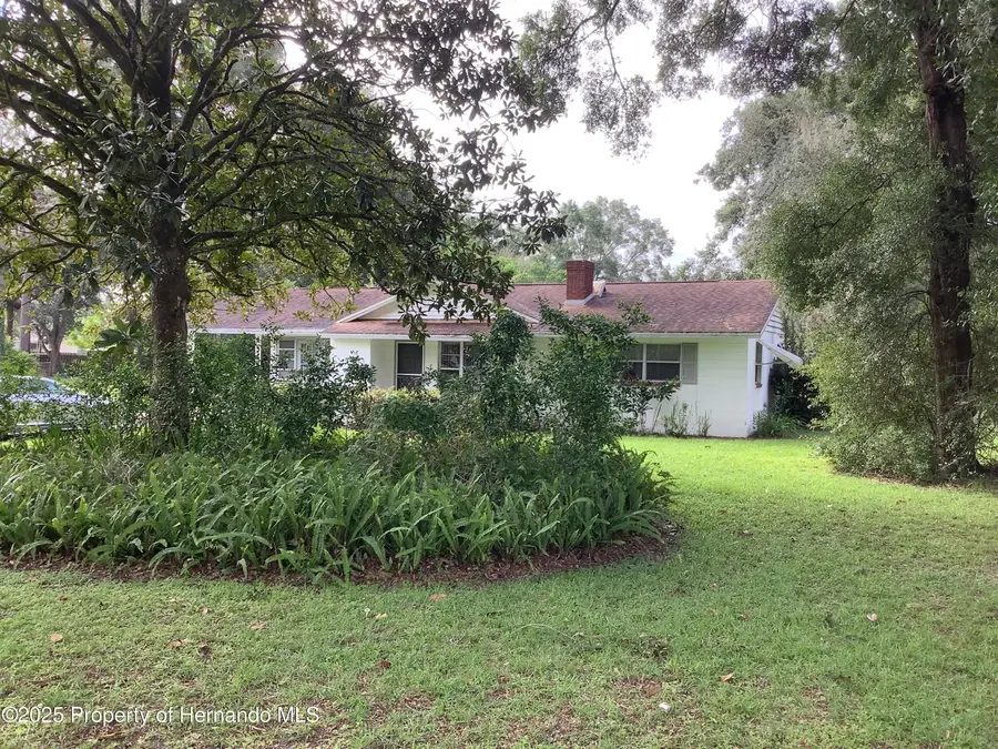 33306 Ohio Avenue, Dade City, FL 33523 - Image #2
