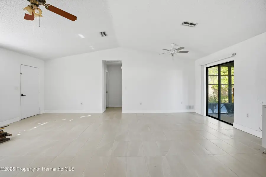 2304 Hawthorne Road, Spring Hill, FL 34609 - Image #2