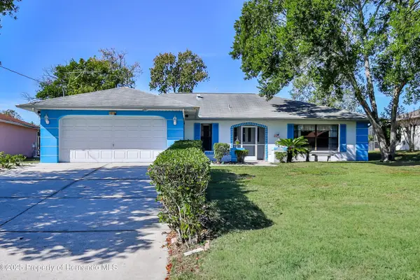 3031 Stanton Avenue, Spring Hill, FL 34609