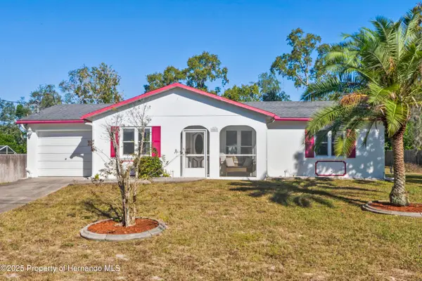 9013 Nakoma Way, Weeki Wachee, FL 34613