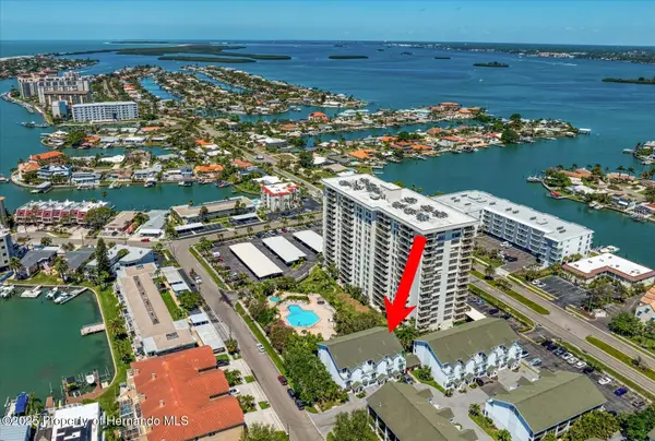 320 Island Way, Clearwater Beach, FL 33767