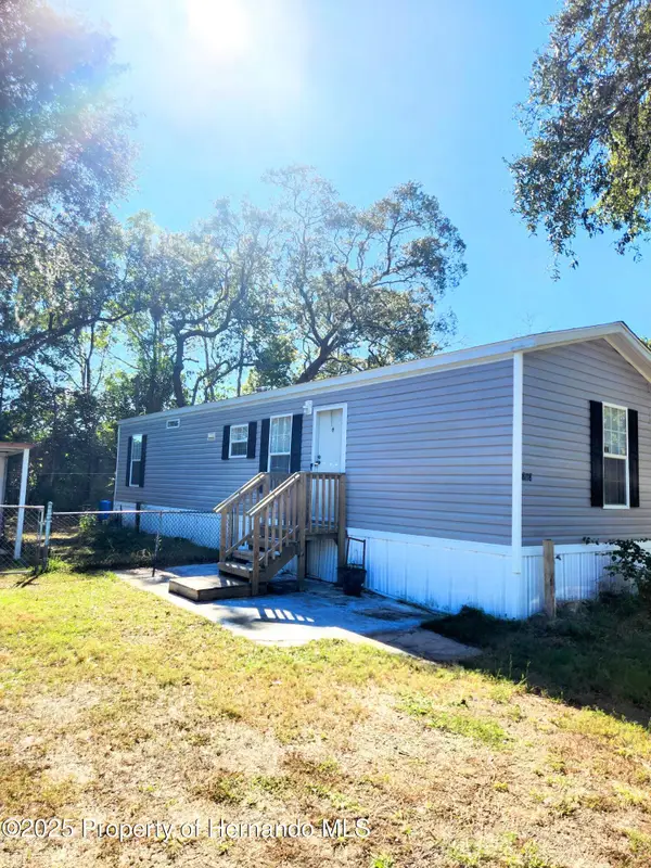 8118 Sealawn Drive, Spring Hill, FL 34606