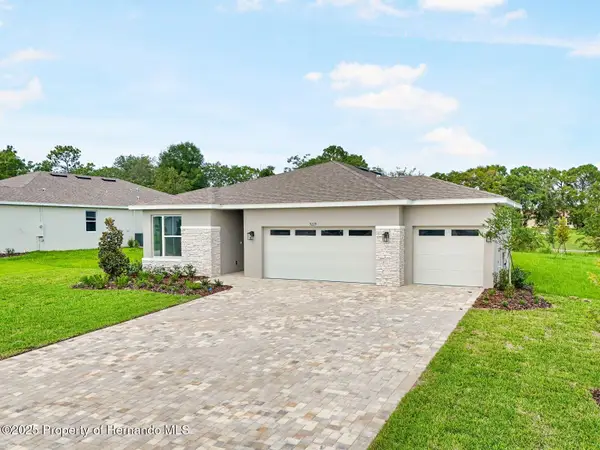 9229 Players Drive, Weeki Wachee, FL 34613