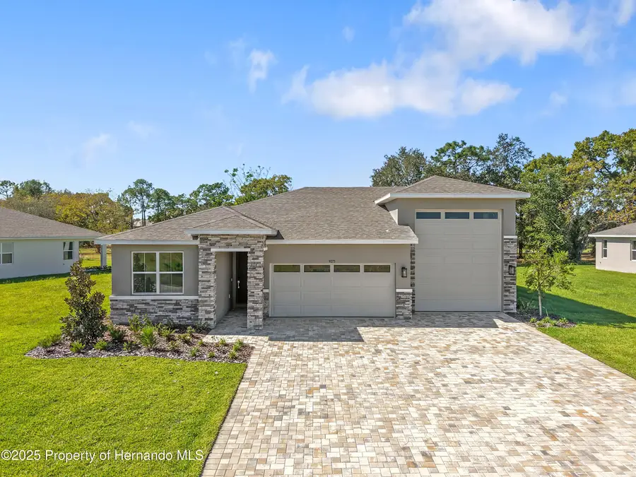 9275 Players Drive, Weeki Wachee, FL 34613 - Image #2