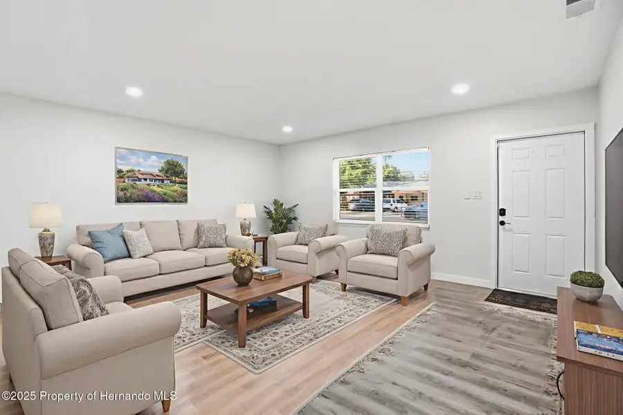 118 Connie Avenue, Tampa, FL 33613 - Image #3