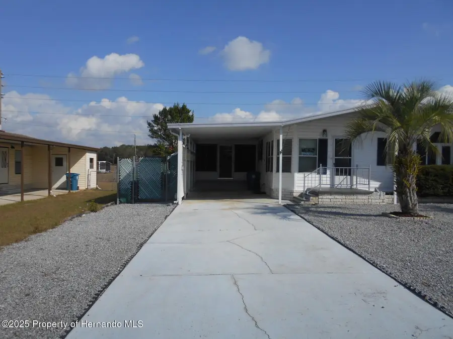 15116 Brookridge Boulevard, Brooksville, FL 34613 - Image #3