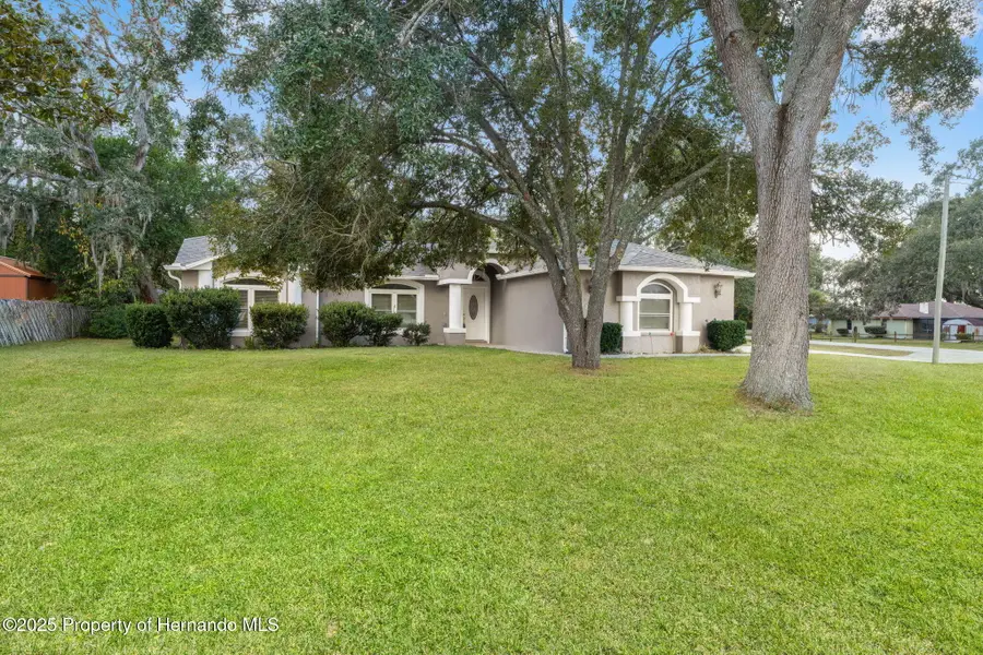 542 Fairbanks Road, Spring Hill, FL 34608 - Image #2