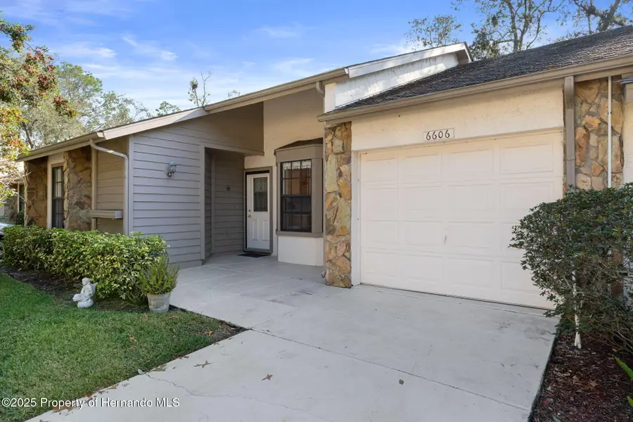 6606 Brambleleaf Drive, Spring Hill, FL 34606 - Image #2