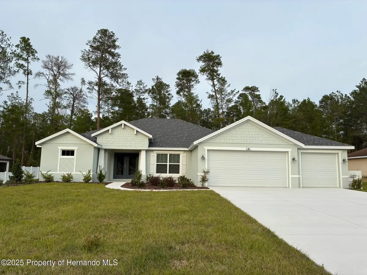 50 Village Center Drive, Homosassa, FL 34446 - Image #1