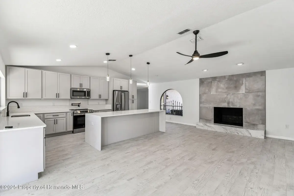 7478 Dundee Way, Weeki Wachee, FL 34613 - #1