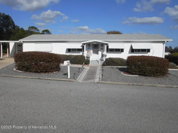 8022 Country Club Drive, Brooksville, FL 34613