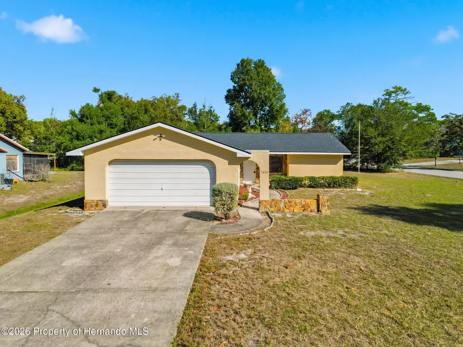 7410 Dundee Court, Weeki Wachee, FL 34613 - Image #2