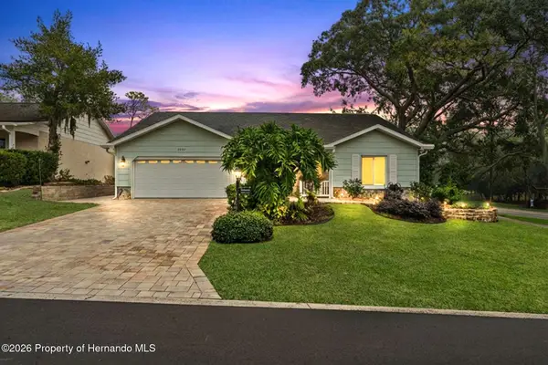 2233 Timber Lodge Lane, Spring Hill, FL 34606