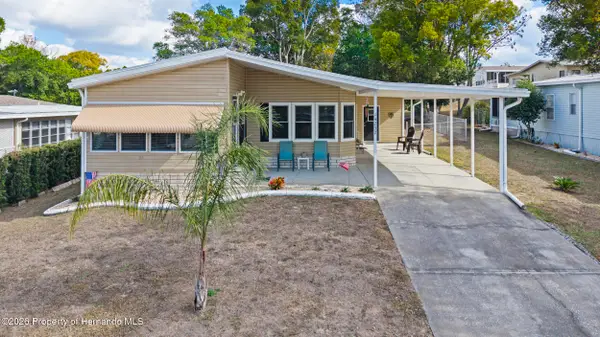 14232 Rialto Avenue, Brooksville, FL 34613