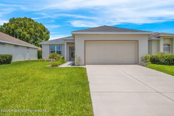 10148 Duffy Circle, Weeki Wachee, FL 34613
