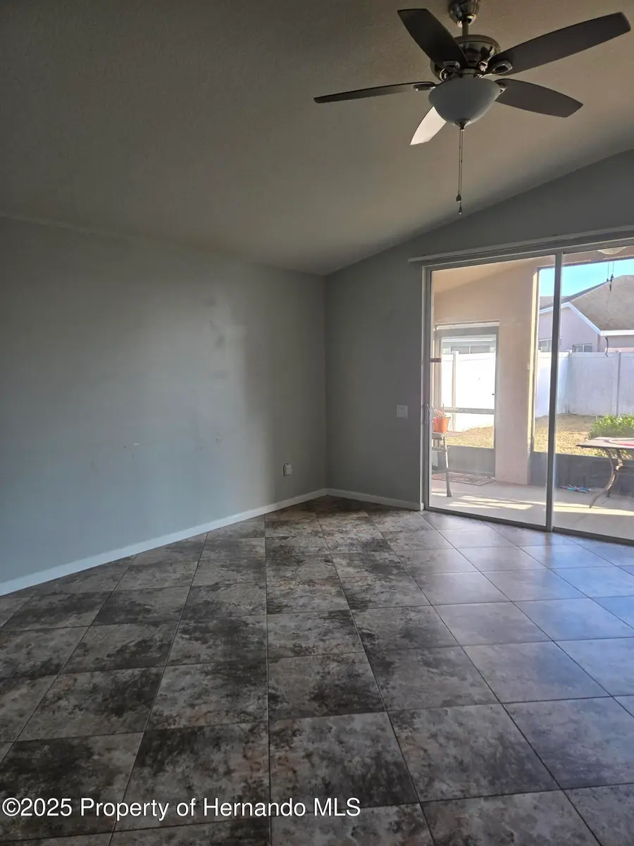 14392 Wake Robin Drive, Brooksville, FL 34604 - Image #2