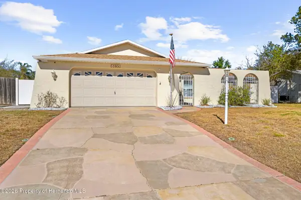 6135 Alderwood Street, Spring Hill, FL 34606