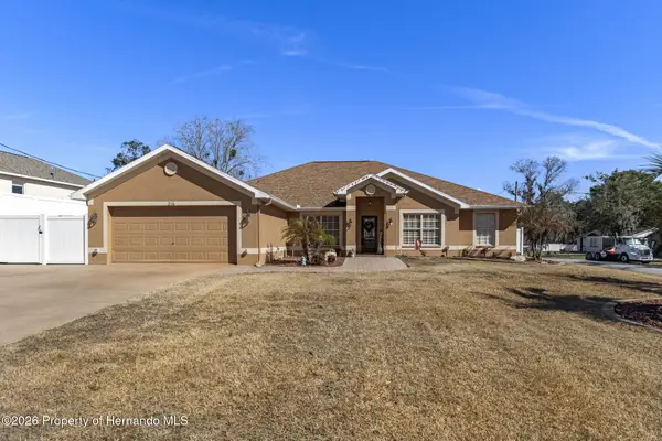 216 Cobblestone Drive, Spring Hill, FL 34606