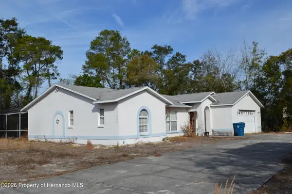 6473 Blackbird Avenue, Weeki Wachee, FL 34613