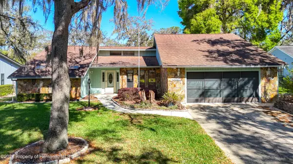 34485 Cedarfield Drive, Dade City, FL 33523