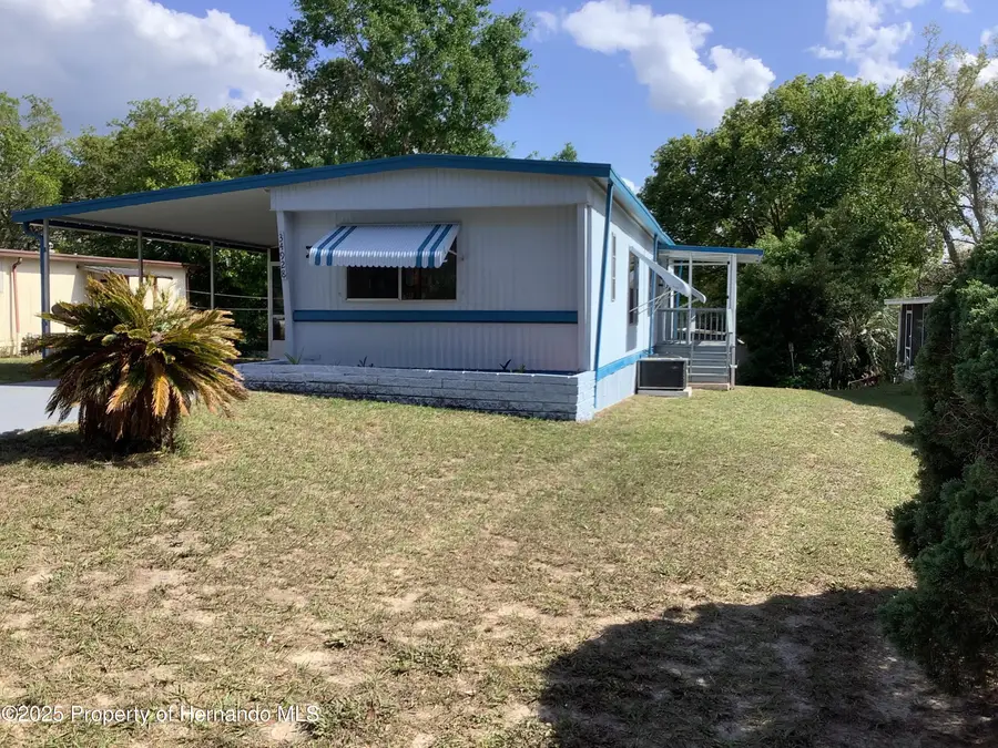 34928 Hawkiowa Road, Ridge Manor, FL 33523 - #2