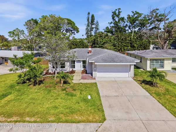 4221 Shore Acres Boulevard Ne, St. Petersburg, FL 33703