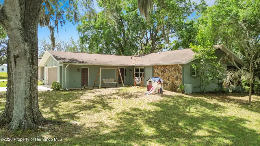 6497 Amber Ridge Circle, Brooksville, FL 34602 - #3