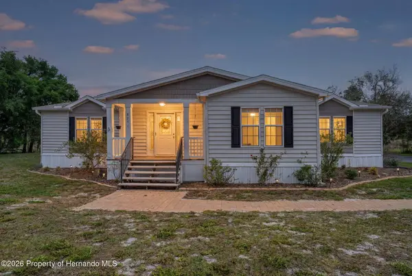 8231 E Sunray Lane, Floral City, FL 34436
