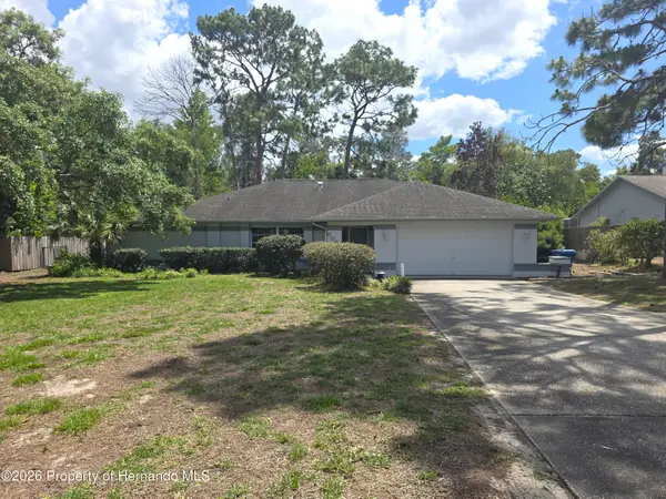 8056 Chaucer Drive, Weeki Wachee, FL 34607