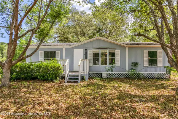 17544 Galveston Street, Shady Hills, FL 34610