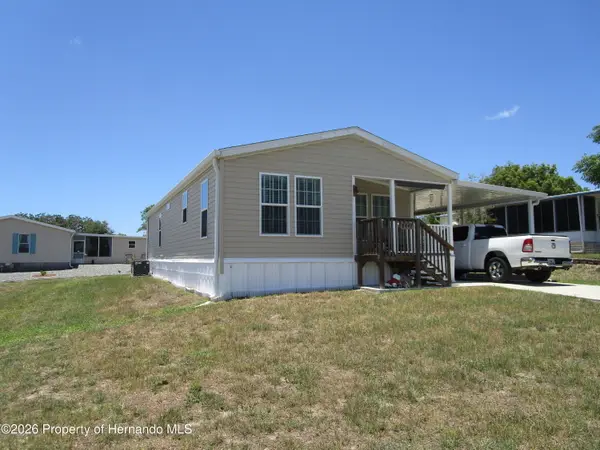 8447 Moonlight Avenue, Brooksville, FL 34613
