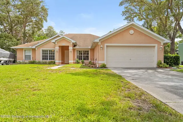 8053 Timberlake Avenue, Spring Hill, FL 34606