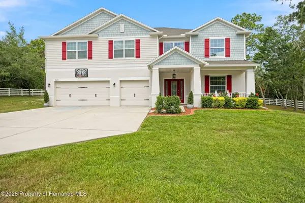 9025 Mazette Road, Weeki Wachee, FL 34613