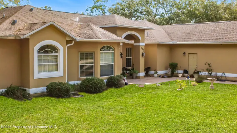 10301 Fox Sparrow Avenue, Weeki Wachee, FL 34613 - #3