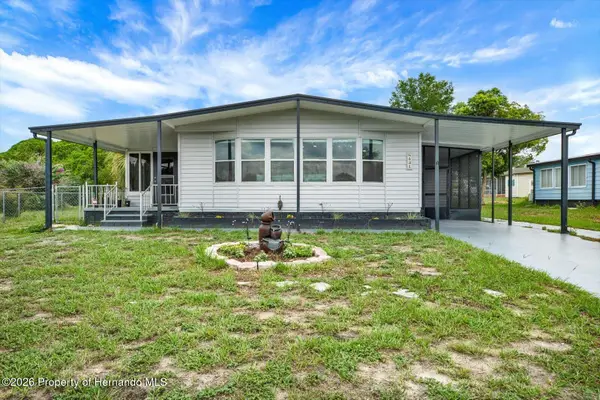 8431 Moonlight Avenue, Brooksville, FL 34613