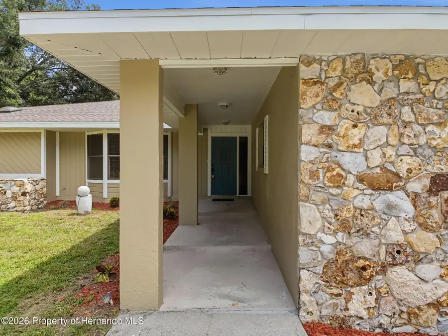 162 W Massachusetts Street, Hernando, FL 34442 - #3