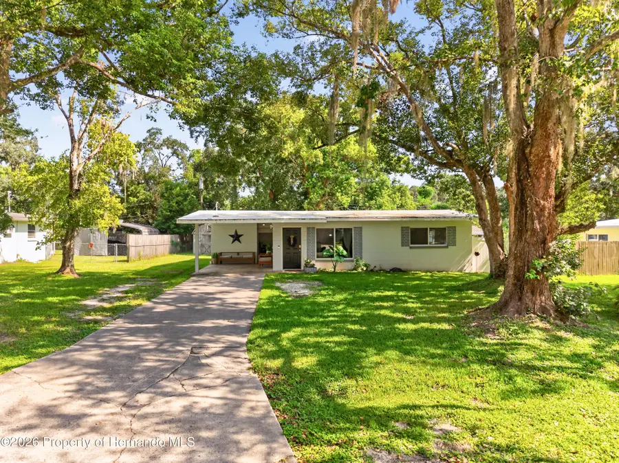 210 Peak Street, Brooksville, FL 34601 - #2