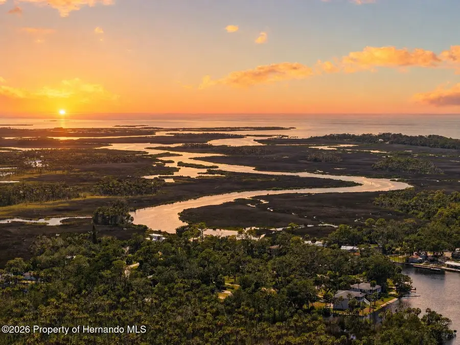 6086 Island Drive, Weeki Wachee, FL 34607 - #3