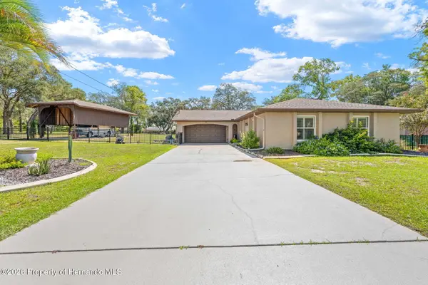 11238 Kodiak Wren Road, Weeki Wachee, FL 34614