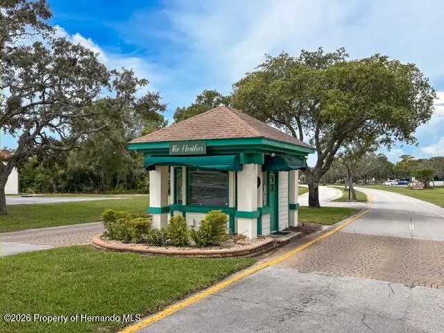 9410 Nakoma Way, Weeki Wachee, FL 34613 - #3