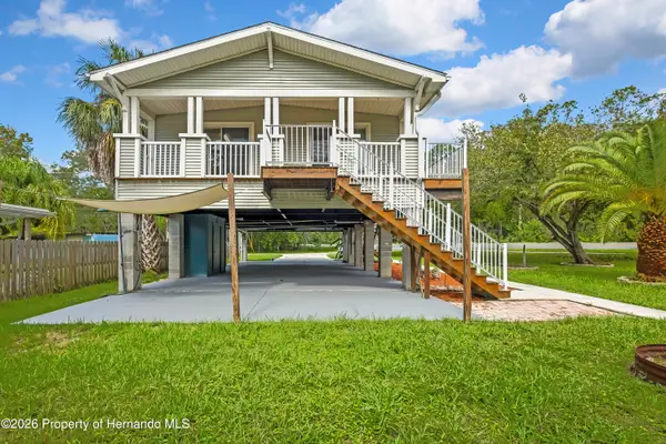 5610 Ramada Street, Weeki Wachee, FL 34607