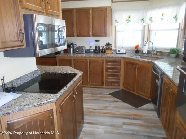 15921 Brookridge Boulevard, Brooksville, FL 34613