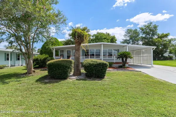 15682 Brookridge Boulevard, Brooksville, FL 34613