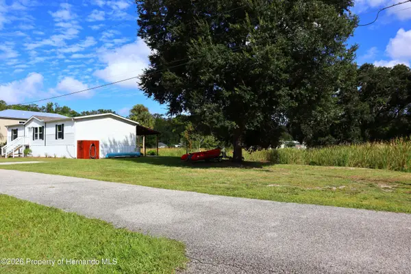 6443 Finance Avenue, Weeki Wachee, FL 34607