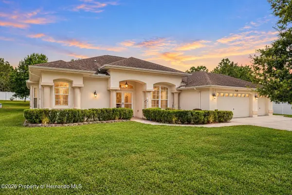 7420 Nightwalker Road, Weeki Wachee, FL 34613