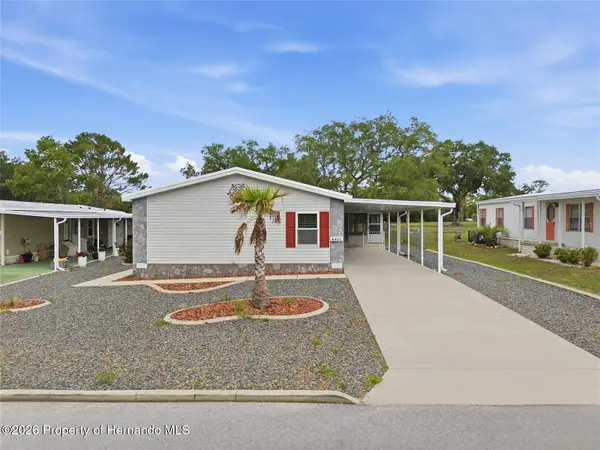8401 Weatherford Avenue, Brooksville, FL 34613