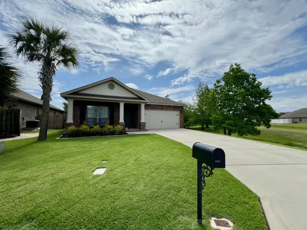 1903 Coast Court, Gulf Breeze, FL 32563