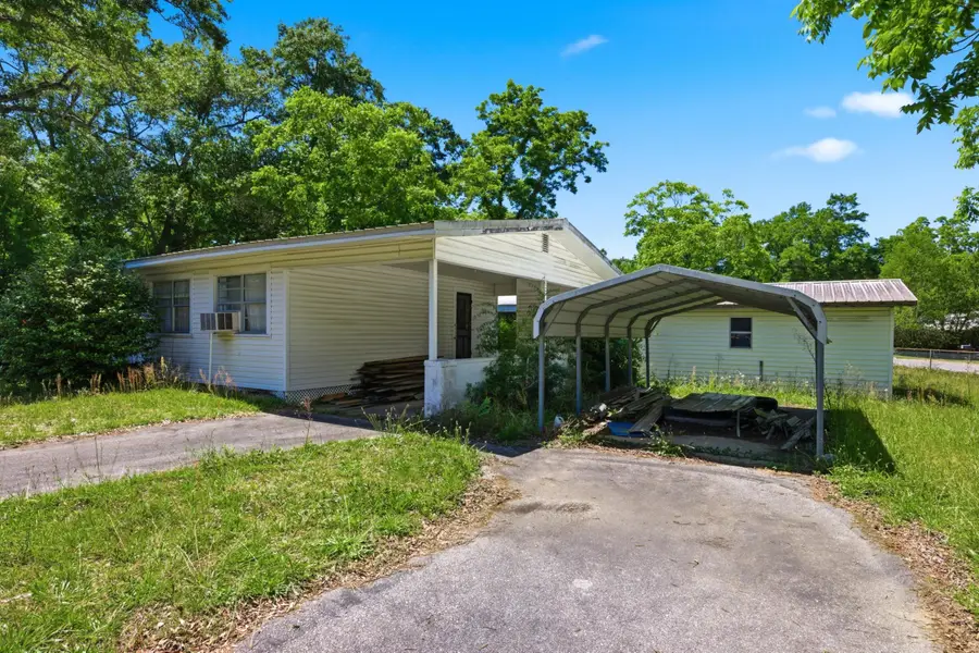 482 E Bowers Avenue, Crestview, FL 32539 - #2