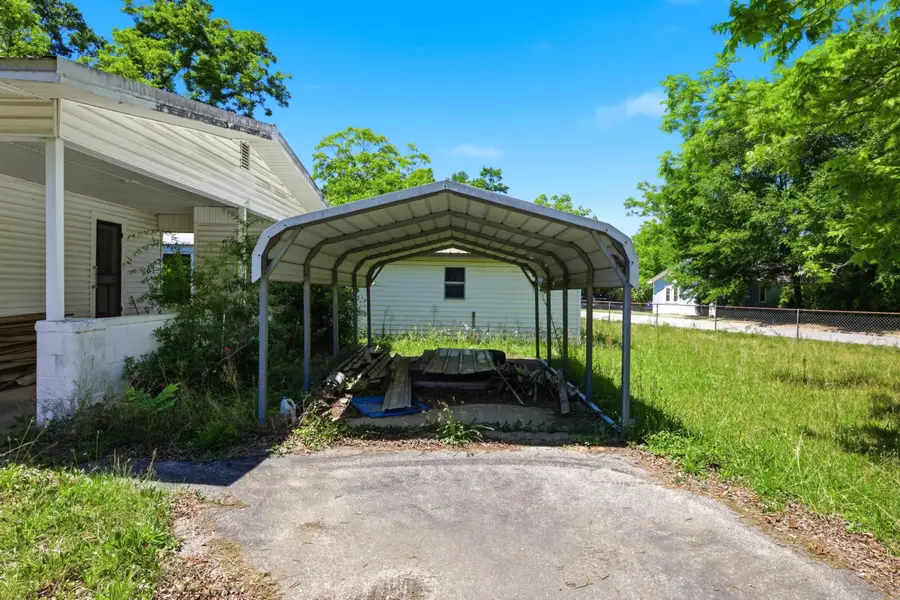 482 E Bowers Avenue, Crestview, FL 32539 - #3