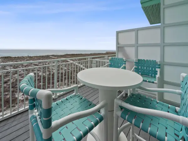 8173 Gulf Boulevard # UT-6, Navarre, FL 32566